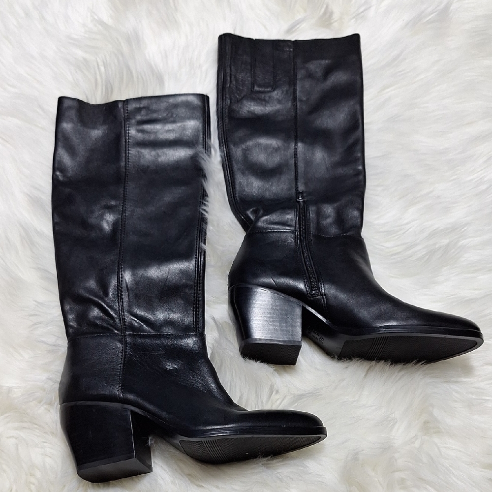 NWT Black Leather Naturalizer Knee-High Boots Size 8